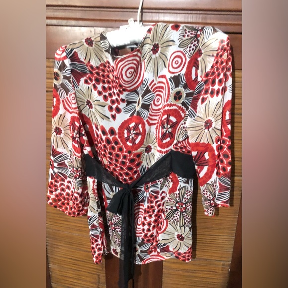 Dressy blouse looks pretty with black slacks. - Picture 2 of 2